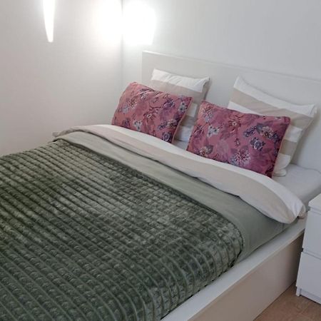 Luxury Design Apartments - Poznanska Warsaw City Center Bagian luar foto