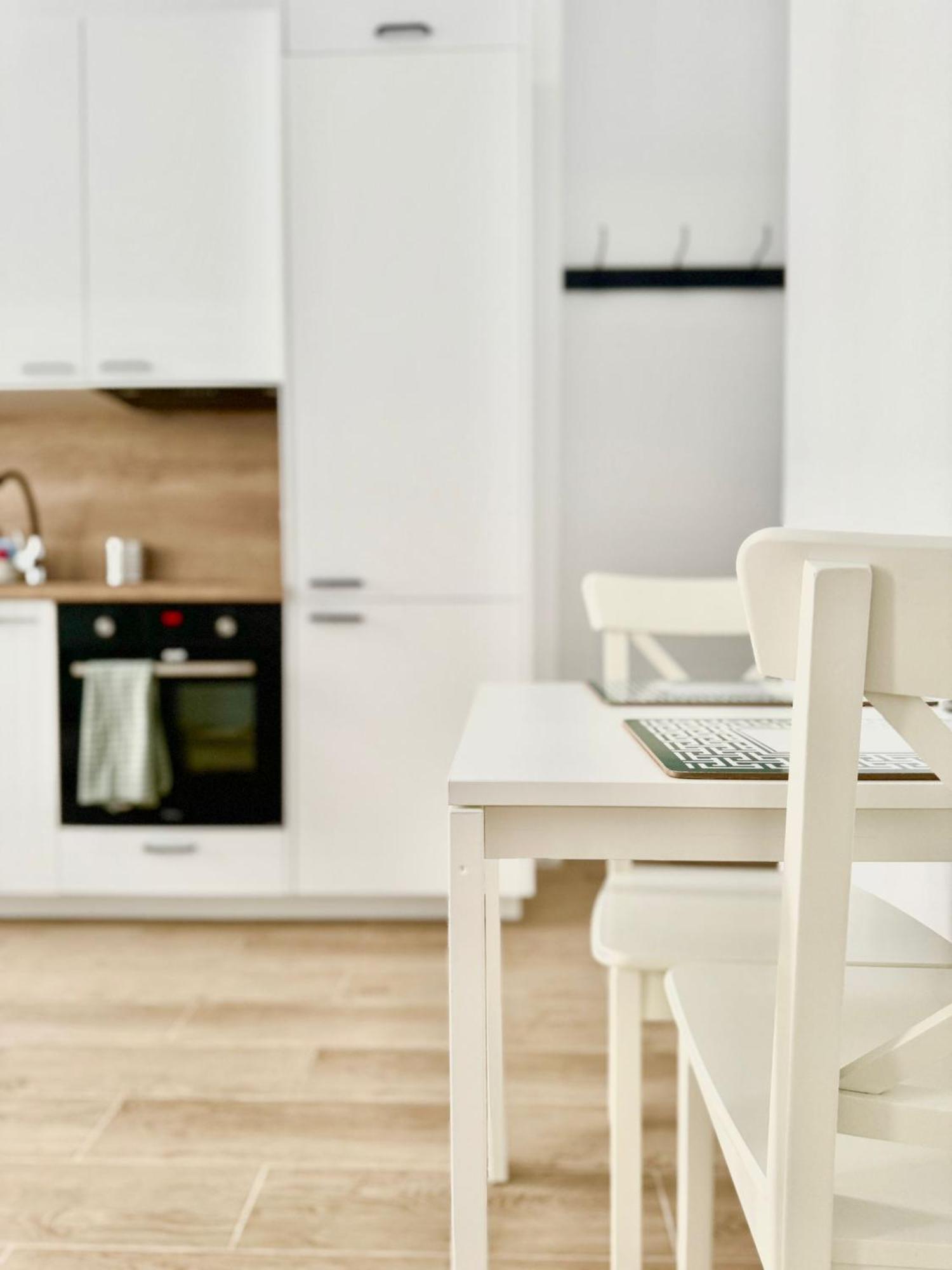 Luxury Design Apartments - Poznanska Warsaw City Center Bagian luar foto