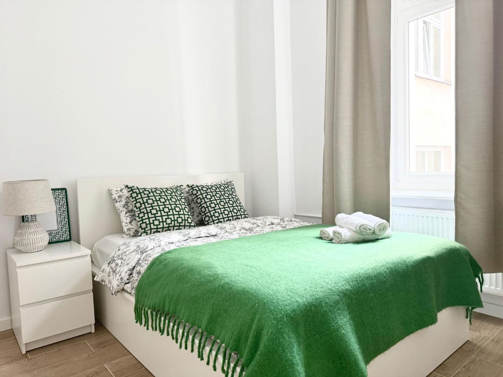 Luxury Design Apartments - Poznanska Warsaw City Center Bagian luar foto