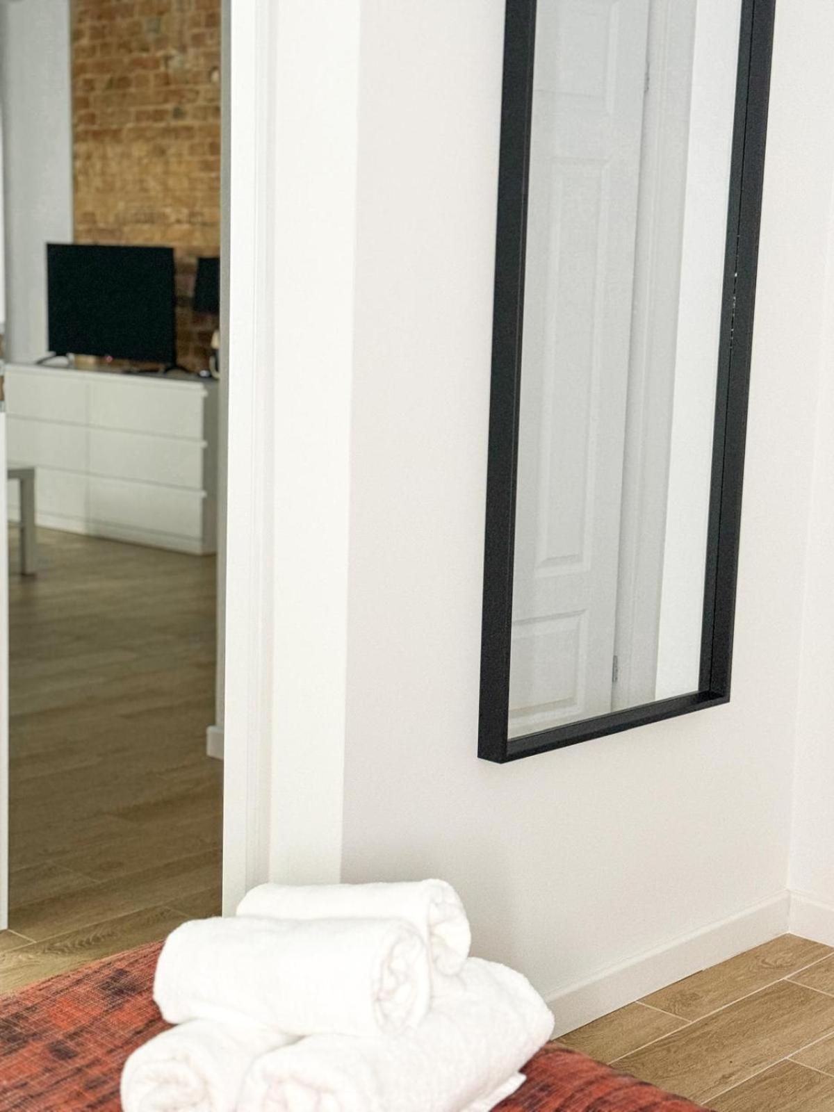 Luxury Design Apartments - Poznanska Warsaw City Center Bagian luar foto